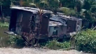 Người đàn ông bán thuốc nam tử vong bất thường trên ghe