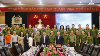 Đẩy mạnh chuyển đổi số trong công tác lưu trữ tại các học viện, trường CAND