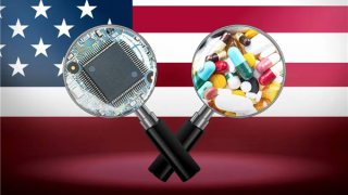 Tổng thống Trump khởi động điều tra nhập khẩu dược phẩm và chip bán dẫn