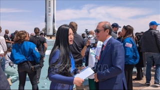 Chủ tịch nước gửi thư chúc mừng người phụ nữ gốc Việt đầu tiên bay vào vũ trụ