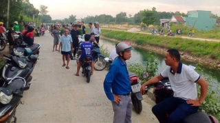 Nghi vấn mẹ ôm con trai gần 2 tuổi nhảy xuống kênh tự tử