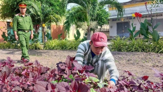 Nhiều phạm nhân cải tạo tốt được xét giảm án trong dịp 30/4