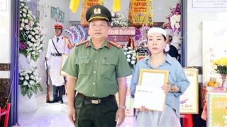 Truy thăng cấp bậc hàm từ Đại uý lên Thiếu tá đối với đồng chí Nguyễn Văn Kha