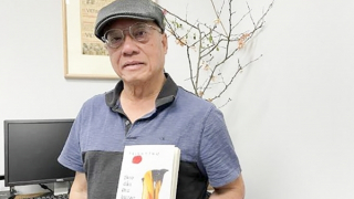 Nhà văn đọc văn, sống văn, viết văn