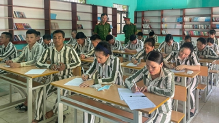 Mong ngóng ngày trở về