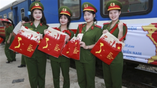 Đoàn Nghệ thuật Trống hội Học viện CSND lên đường tham gia lễ Kỷ niệm 30/4