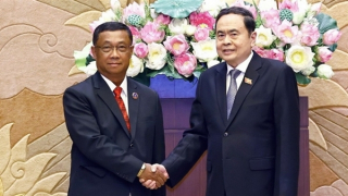 Chủ tịch Quốc hội Trần Thanh Mẫn tiếp Phó Chủ tịch Quốc hội Lào Suvon Luongbunmi