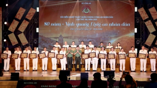 Khai mạc Hội diễn Nghệ thuật quần chúng CAND lần thứ XIII năm 2025 khu vực IV