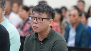 Giám đốc Vàng Phú Cường bị đề nghị từ 14 đến 16 năm tù vì chuyển lậu 425 triệu USD qua biên giới