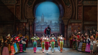 Nghệ sĩ Pháp biểu diễn vở opera Carmen tại Nhà hát Hồ Gươm