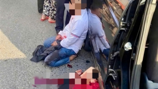 Dùng dao đâm bạn gái tử vong rồi lên ô tô phóng hỏa tự sát