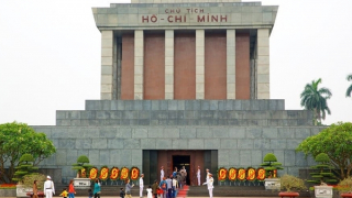 Sở Xây dựng hướng dẫn giao thông và thông báo điểm đỗ xe vào Lăng viếng Bác