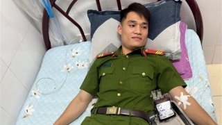 Chiến sĩ Công an hiến máu cứu cụ ông qua cơn nguy kịch