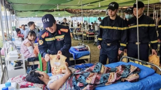 Những phút cân não giữa đống đổ nát ở Myanmar