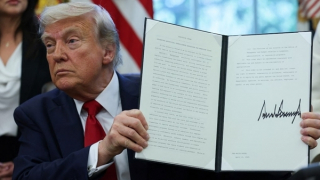 Tổng thống Mỹ ký sắc lệnh khai thác khoáng sản biển sâu