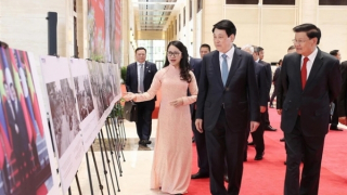 Chủ tịch nước Lương Cường dự chương trình Giao lưu hữu nghị Việt-Lào