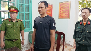 Khởi tố 6 đối tượng trộm cát trên sông Hồng