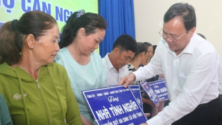 Trà Vinh hoàn thành việc xóa nhà tạm, nhà dột nát trước ngày 30/4