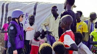 “Mắt thần” ở vùng đất nóng châu Phi