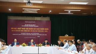 Các văn nghệ sĩ người Việt ở nước ngoài là những "đại sứ văn hóa"