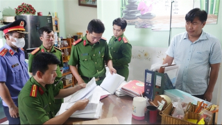 Giám đốc Trung tâm GDTX móc ngoặc kế toán trưởng “khoét” tiền tỉ ngân sách