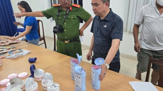 Hơn 4,2kg ma túy giấu trong hộp thực phẩm chức năng, vận chuyển theo đường hàng không