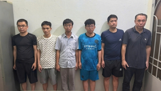 Tạm giữ 48 đối tượng tham gia đánh bạc núp bóng câu lạc bộ poker