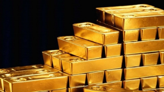 Giá vàng bật tăng theo thế giới