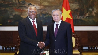 Tổng Bí thư Tô Lâm hội kiến Ủy viên Bộ Chính trị, Phó Chủ tịch nước Cuba