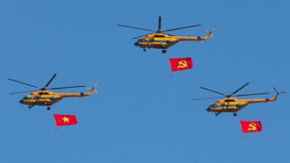 Hình ảnh diễu binh, diễu hành ấn tượng tại Lễ kỷ niệm 50 năm Ngày Giải phóng miền Nam, thống nhất đất nước