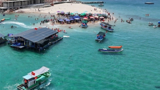 Mô tô nước mất lái lao vào bờ, một cháu bé thiệt mạng