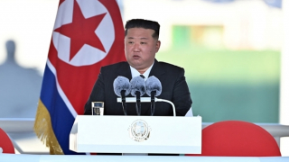 Chủ tịch Triều Tiên ca ngợi công nghệ xe tăng nước nhà