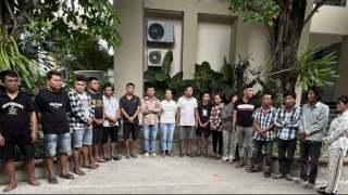 Bắt 34 đối tượng đá gà, lắc tài xỉu dịp nghỉ lễ, thu giữ gần 200 triệu đồng