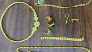 Vượt ngàn cây số về Thái Bình trộm cắp tiền, vàng của mẹ đẻ