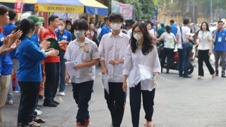 Trường đại học bỏ tổ hợp xét tuyển lạ và cộng 3 điểm cho thí sinh có IELTS từ 4.0