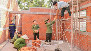 Nhiều tỉnh miền Tây hoàn thành việc xóa nhà tạm, nhà dột nát