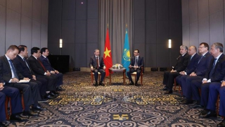 Tổng Bí thư Tô Lâm hội kiến Chủ tịch Thượng viện Cộng hòa Kazakhstan