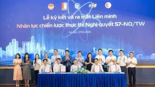 Lãnh đạo, chuyên gia hiến kế xây dựng nguồn nhân lực chiến lược thực thi Nghị quyết 57-NQ/TW