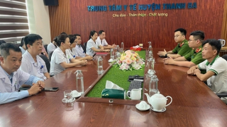 Xử phạt hành chính người đàn ông tấn công nhân viên y tế ở Phú Thọ