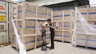 Khởi tố hình sự vụ doanh nghiệp xuất lậu thuốc lá