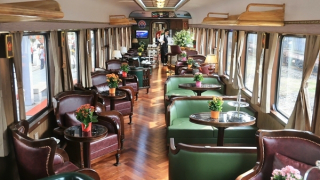 Công bố điểm du lịch Ga Hải Phòng và khai trương đoàn tàu Hoa Phượng Đỏ