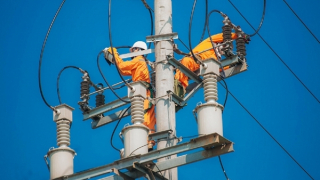 Sản lượng điện thương phẩm của EVNNPC đạt hơn 31 tỷ kWh trong 4 tháng đầu năm