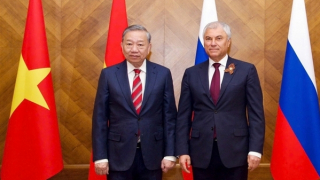 Tổng Bí thư Tô Lâm hội kiến Chủ tịch Duma Quốc gia Liên bang Nga