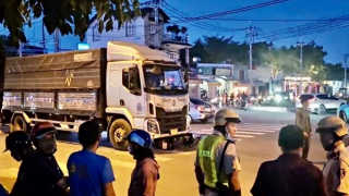 Người phụ nữ bị xe tải cán tử vong trong lúc băng qua giao lộ