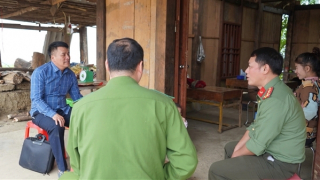 Phát huy vai trò người có uy tín  với công tác đảm bảo ANTT ở Bắc Kạn