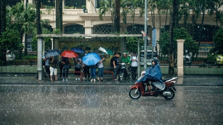 Miền Bắc mưa dông, thời tiết mát mẻ