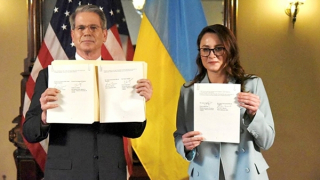 Đằng sau thỏa thuận khoáng sản Mỹ - Ukraine