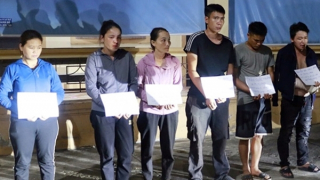 Ổ nhóm trộm tấm song chắn rác sa lưới