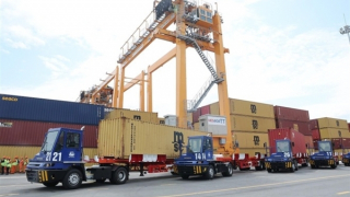 State President attends inauguration of int’l container terminals in Hai Phong