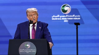 Ông Trump tuyên bố dỡ bỏ trừng phạt với Syria